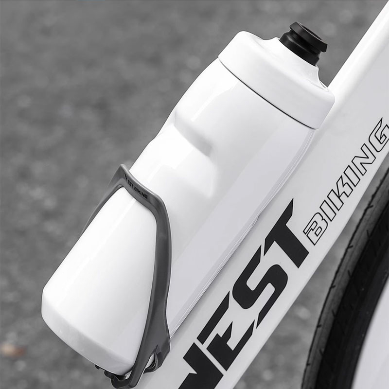 Bouteille d'eau de sport de conception concave